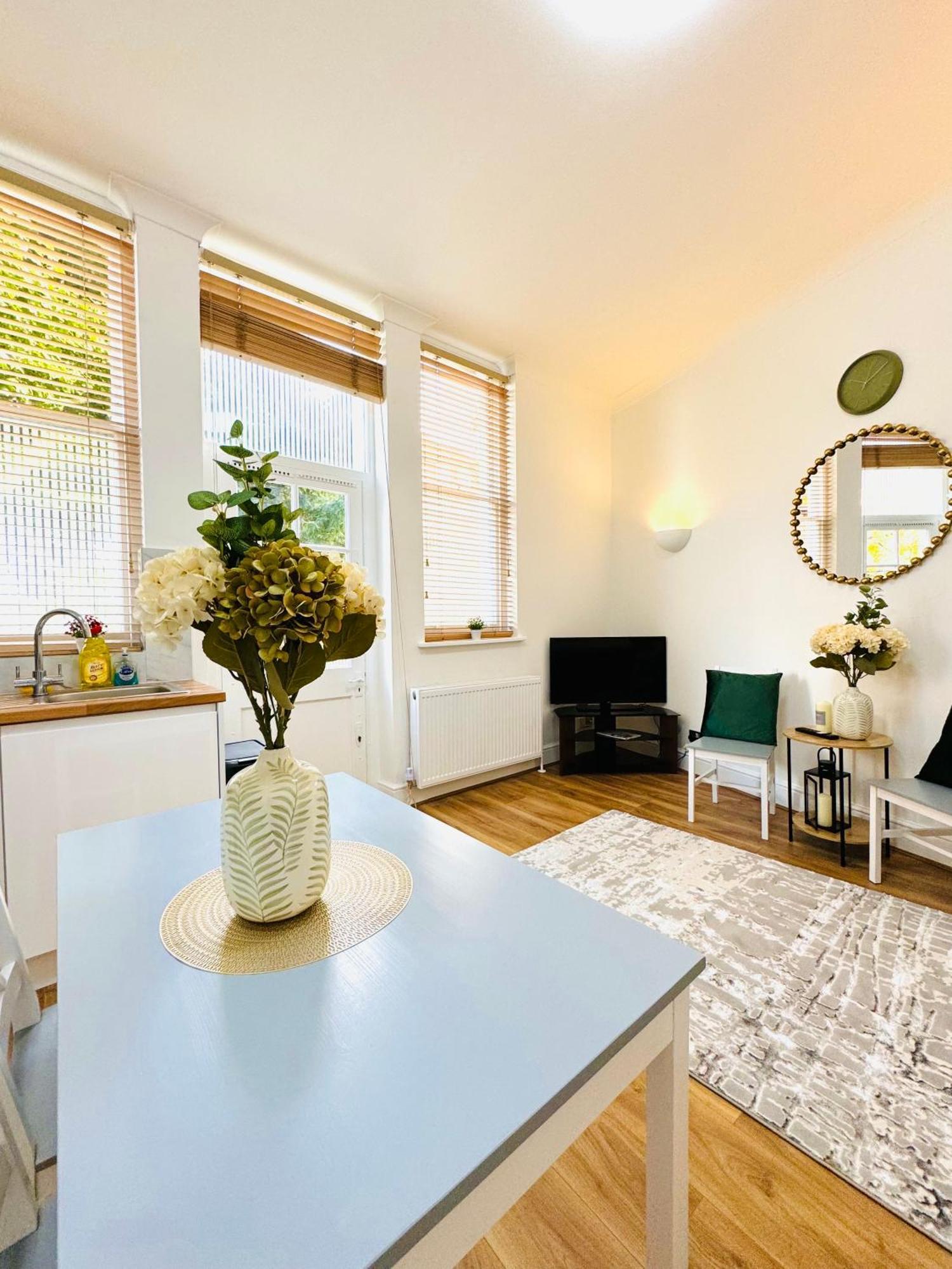 Beautiful 2Bedroom Flat In London St John Extérieur photo